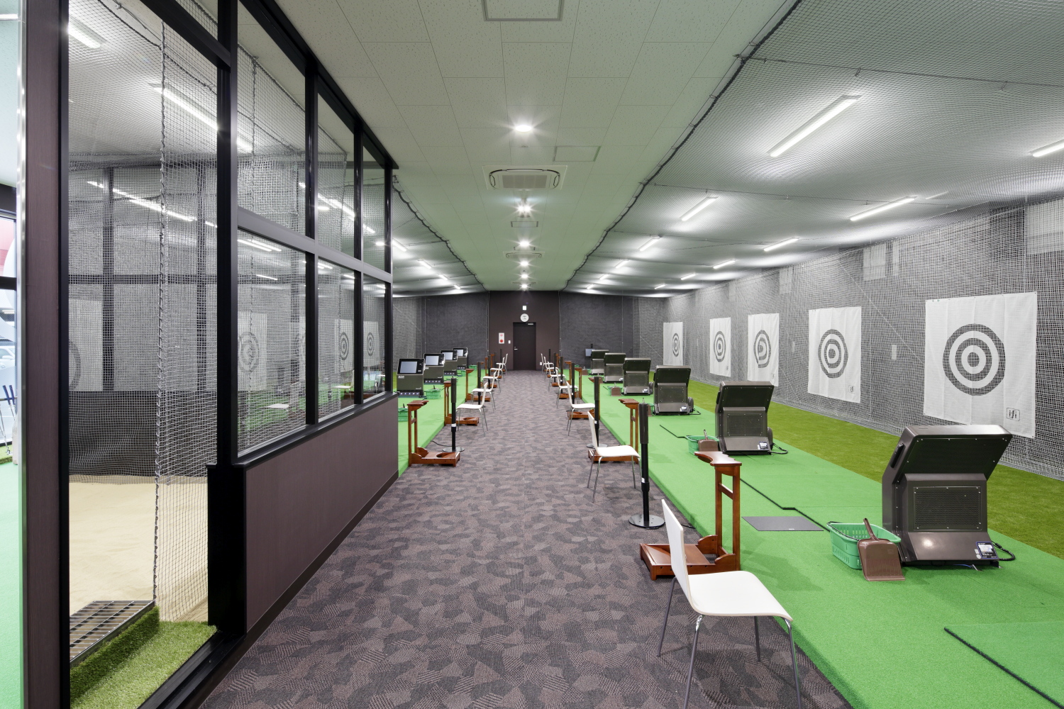 ゴルフショップ・練習場