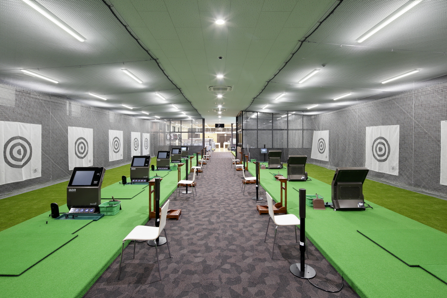 ゴルフショップ・練習場